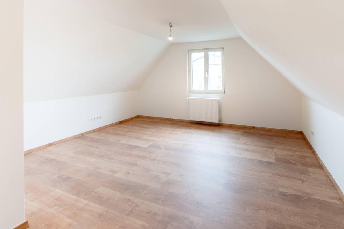 GARTENWOHNUNG IN GRALLA ZU VERKAUFEN! 120 m² Wohnfläche! – pohled 3