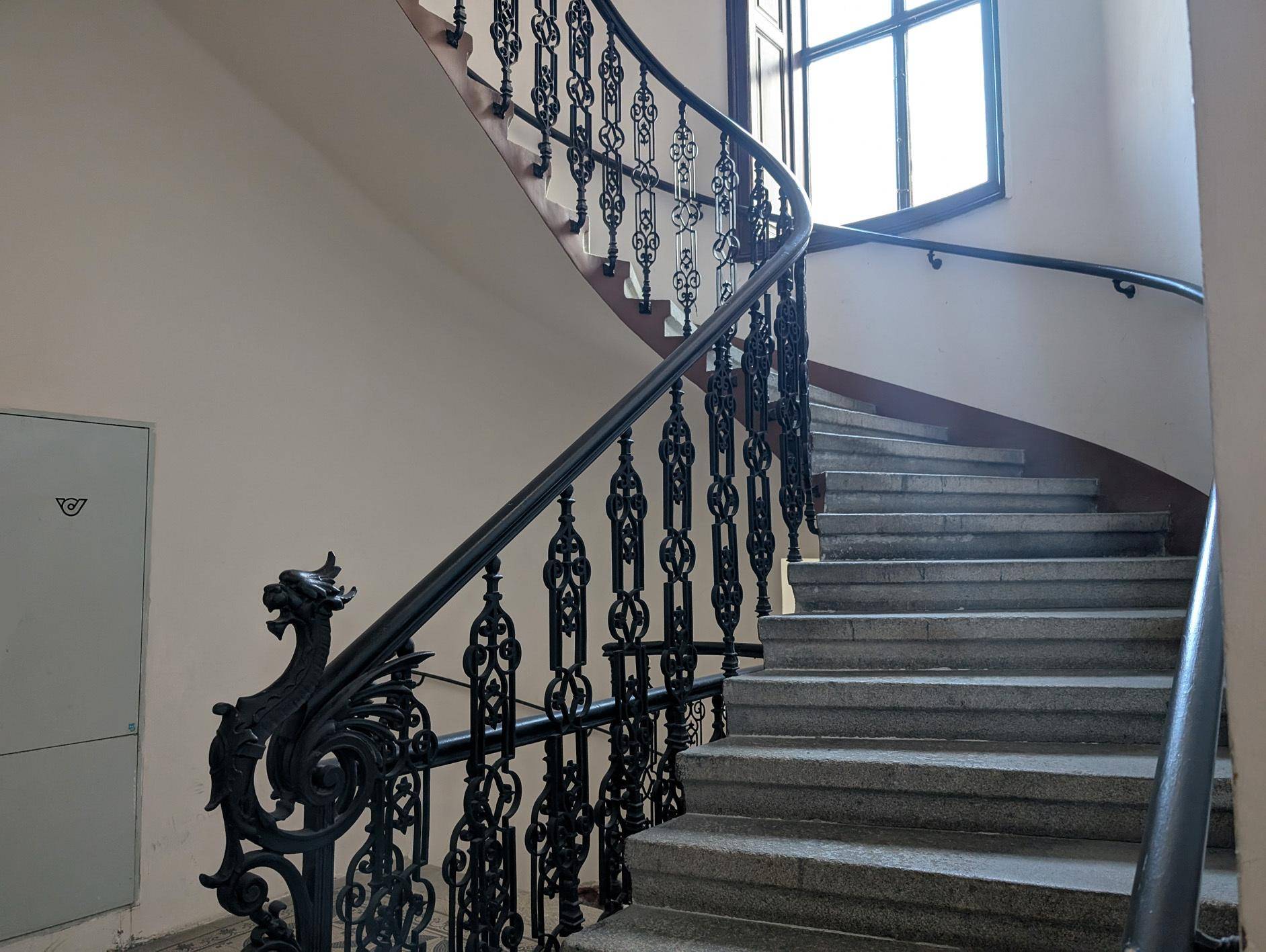 06_Stiegenhaus_084841153