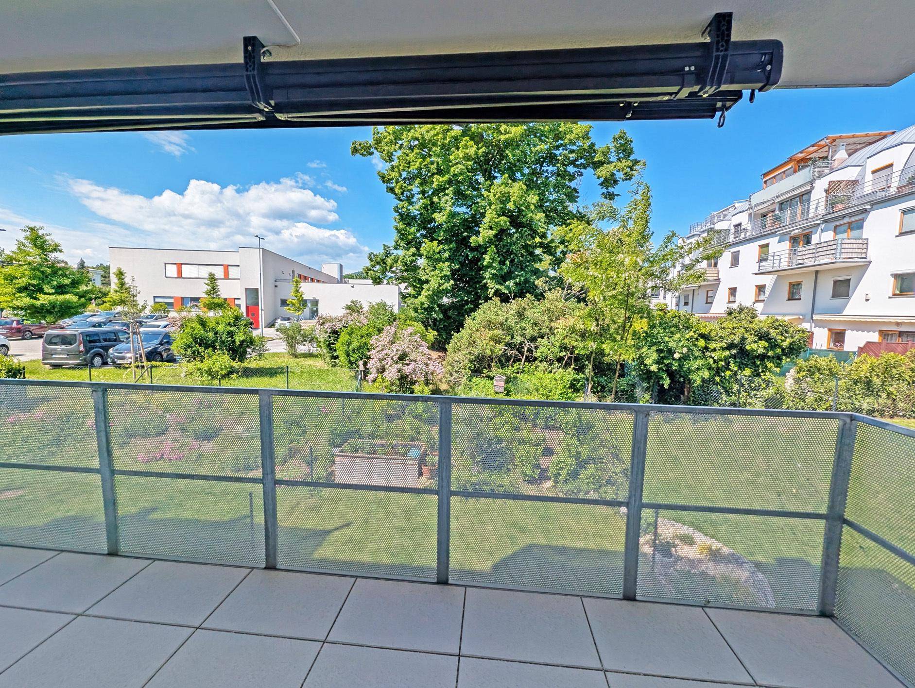 02_Balkon_091442646