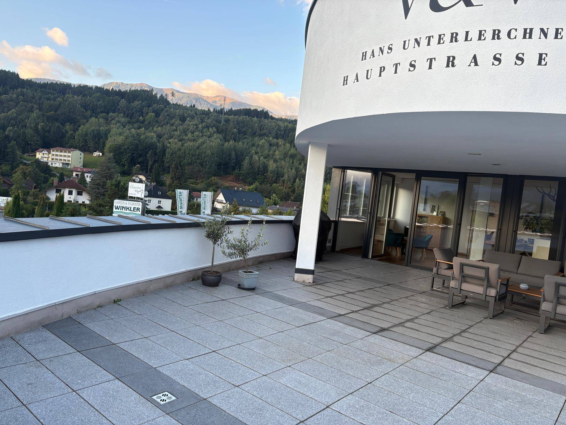 Exklusive, modern renovierte Wohnung mit großer Terrasse in Seeboden - Ansicht 6