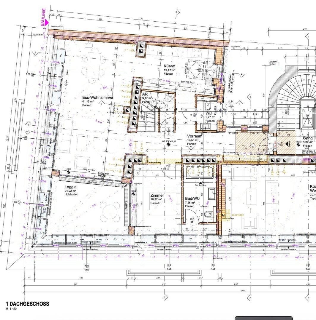 Grundriss des Dachgeschosses mit offenem Wohnbereich, Loggia und mehreren Bädern.