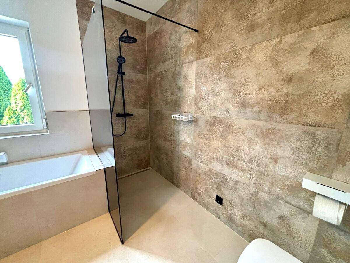 Dusche OG