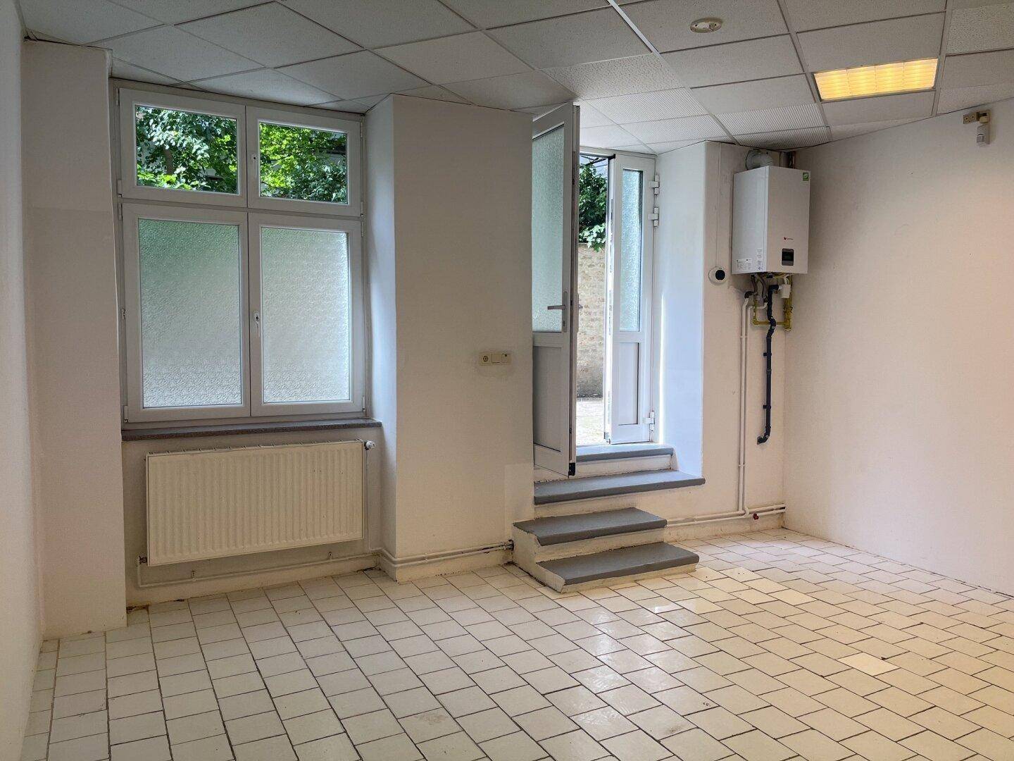 Bräuhausgasse - hofseitiges Souterrainlokal mit Garten bzw. Terrasse zu vermieten - Widok 3