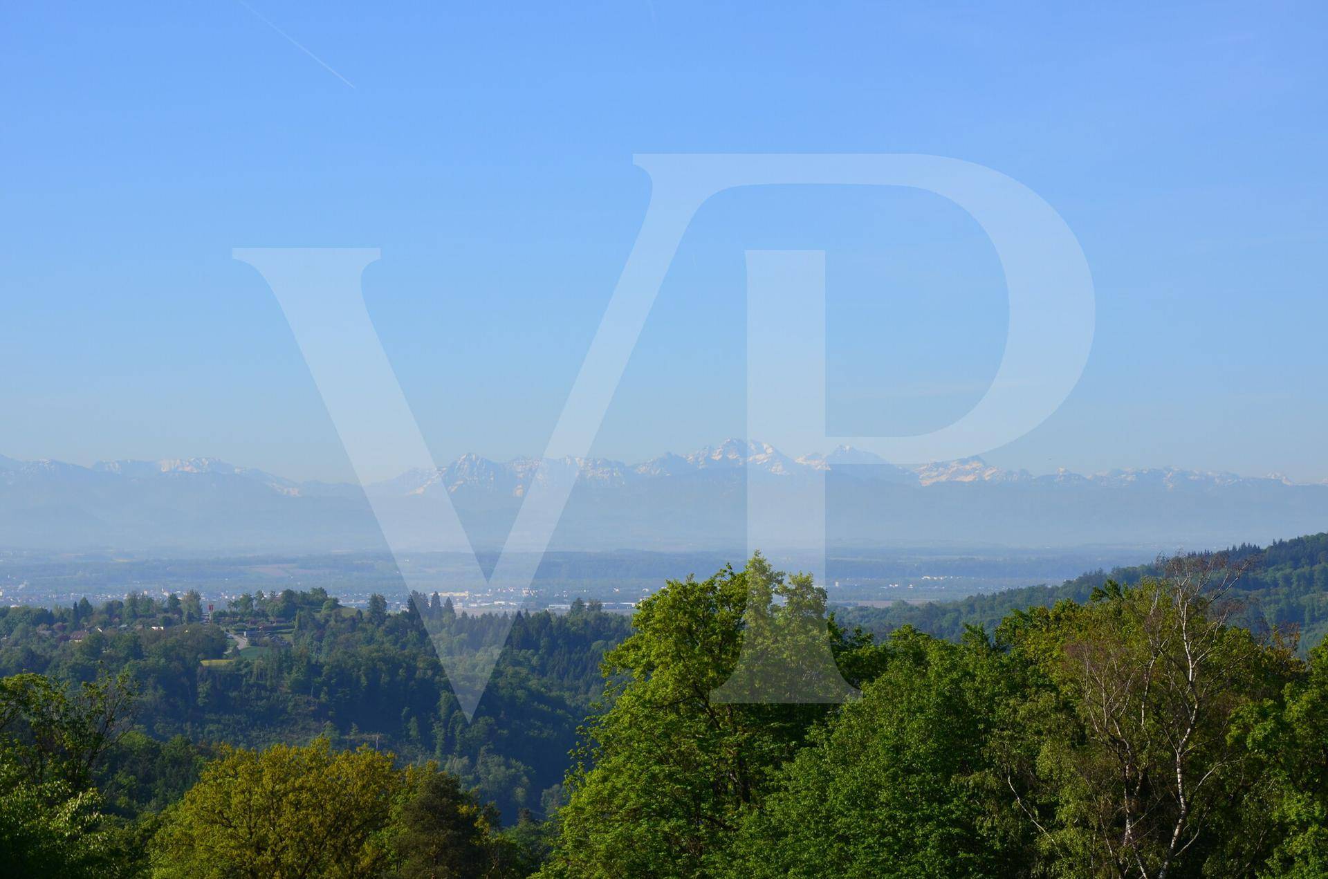 Exklusives Grundstück am Pöstlingberg mit unverbaubarem Panorama - Widok 3