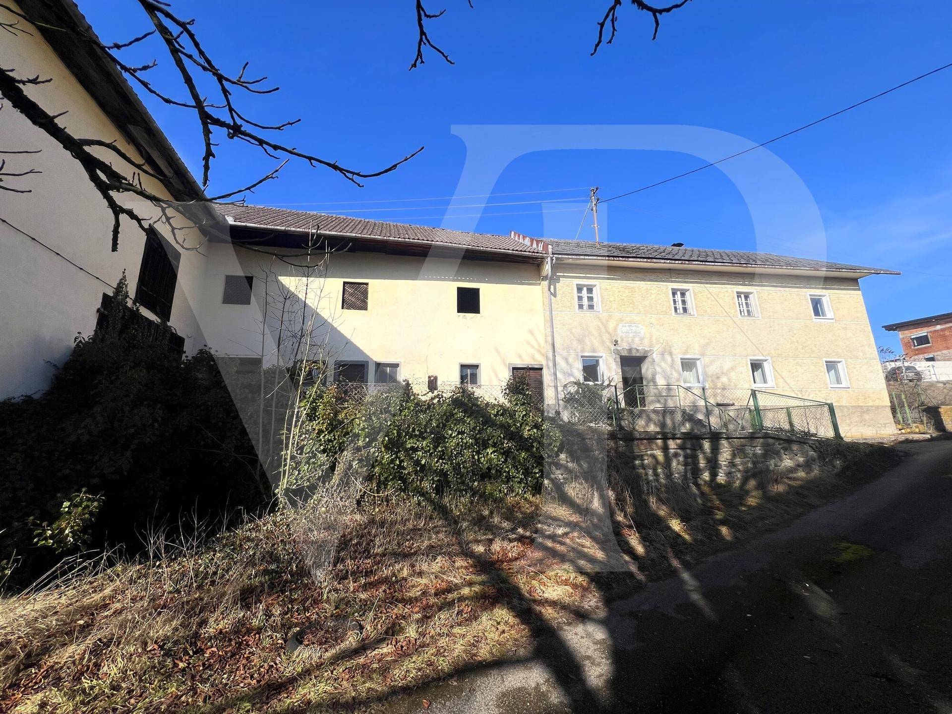 Sonniges Baugrundstück mit Altbestand in schöner Aussichtslage - Widok 6