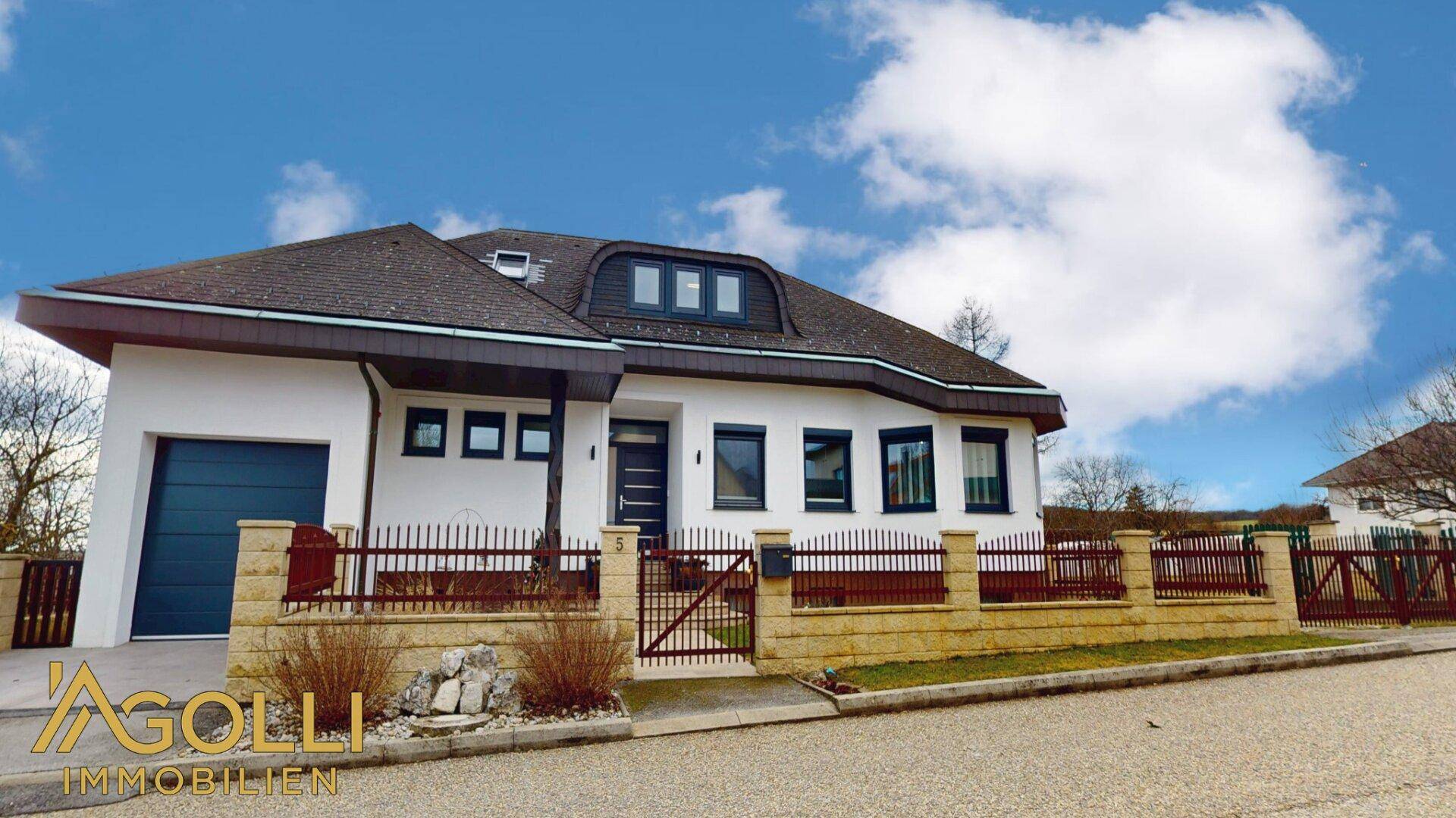 Liebevoll saniertes Einfamilienhaus mit 1.688 m² Grundstück &amp; großer Halle – ein echtes Unikat! - Ansicht 2