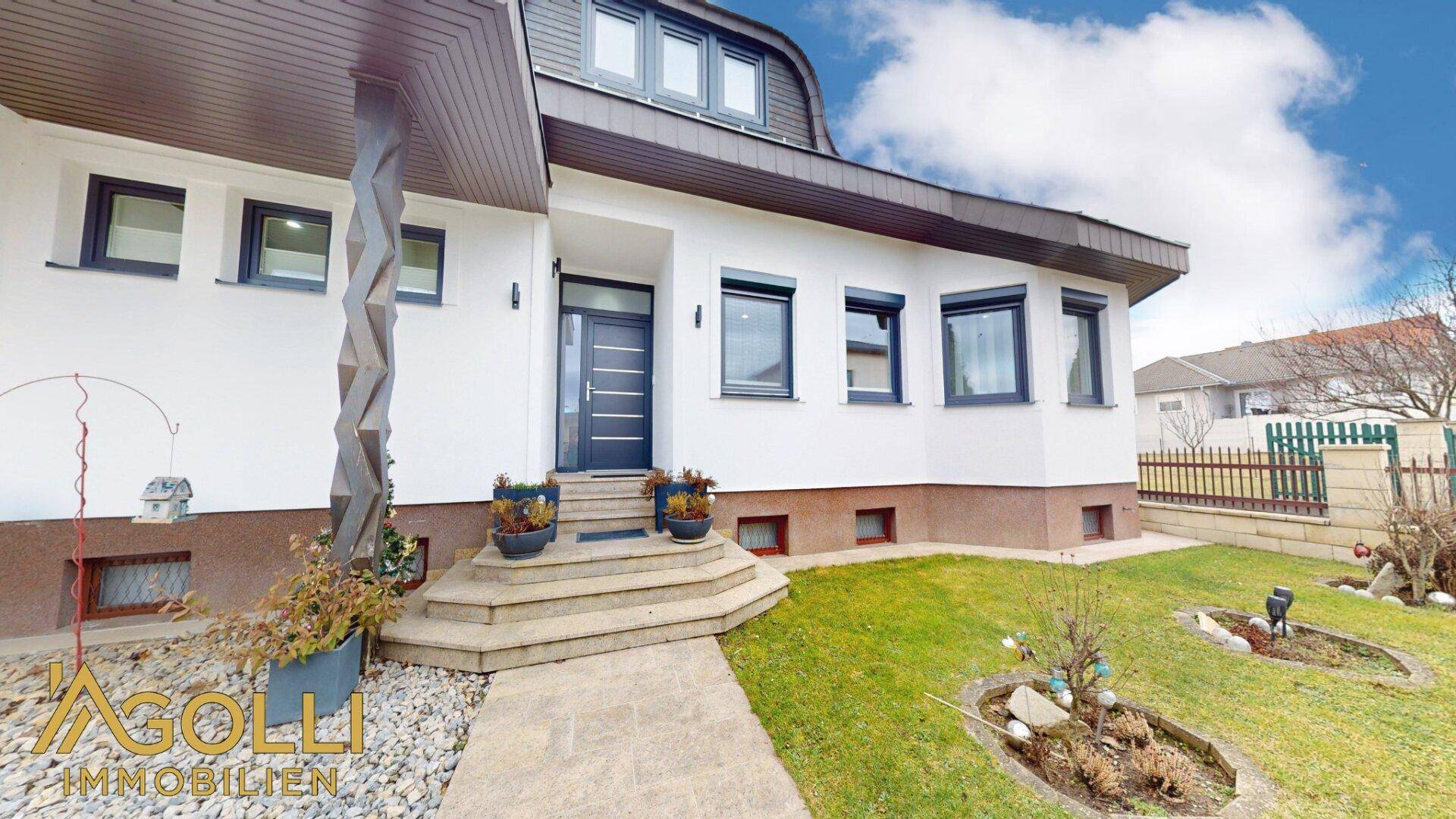 Liebevoll saniertes Einfamilienhaus mit 1.688 m² Grundstück &amp; großer Halle – ein echtes Unikat! - Ansicht 4