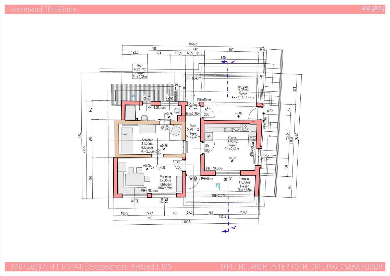 Grundriss des Erdgeschosses mit Raumaufteilung und Maßen.