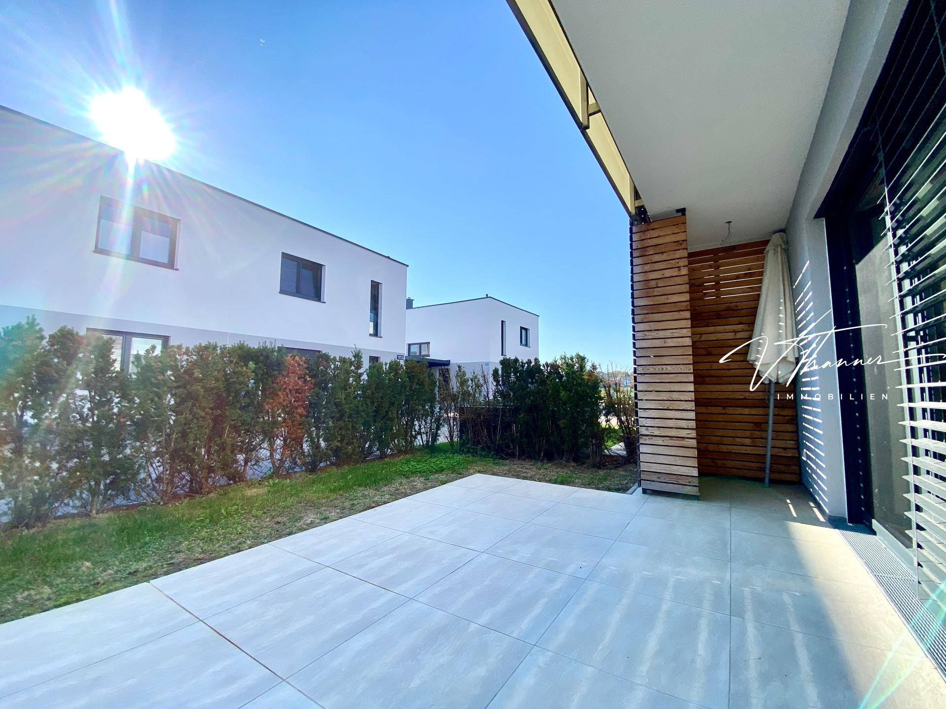 Terrasse mit Garten