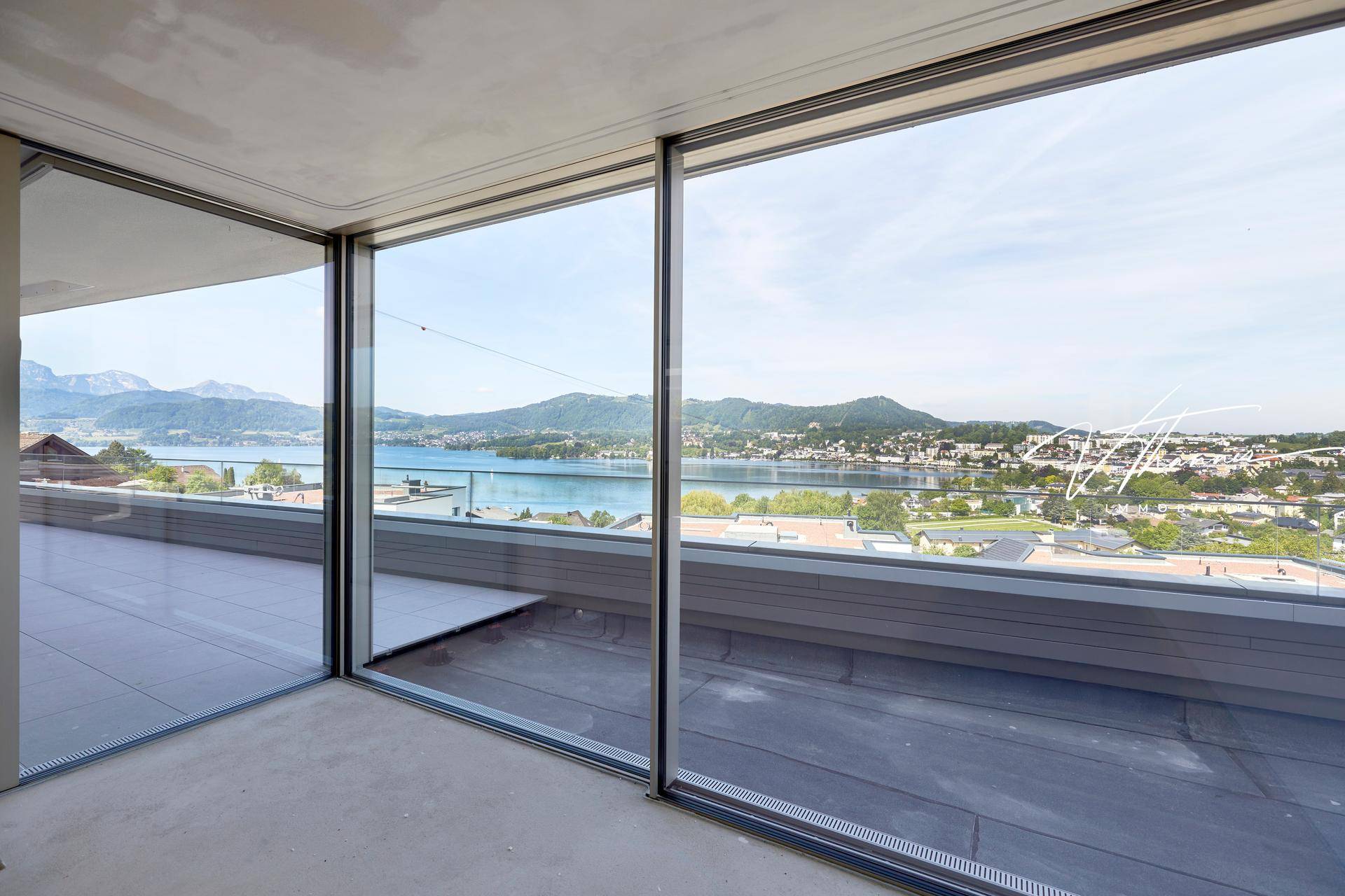 Zugang Glasfront Terrasse