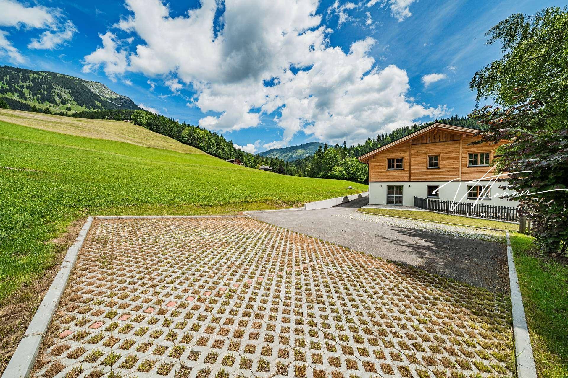Aussenstellplätze Rückansicht