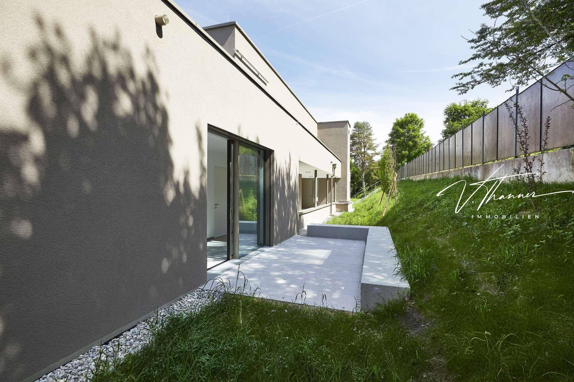 Terrasse mit Garten