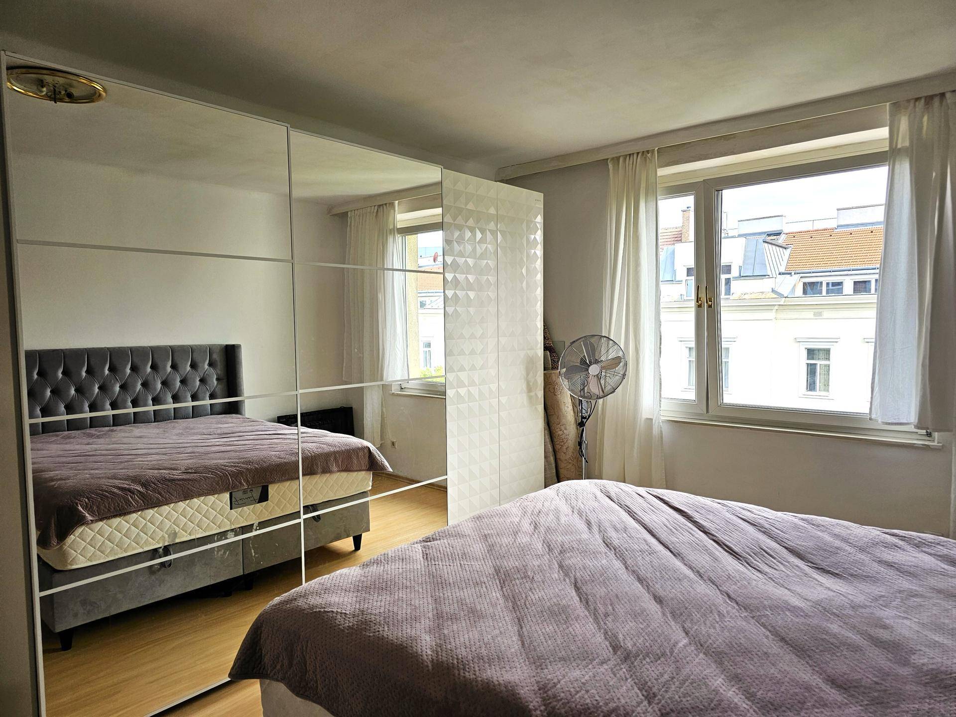 großes Schlafzimmer