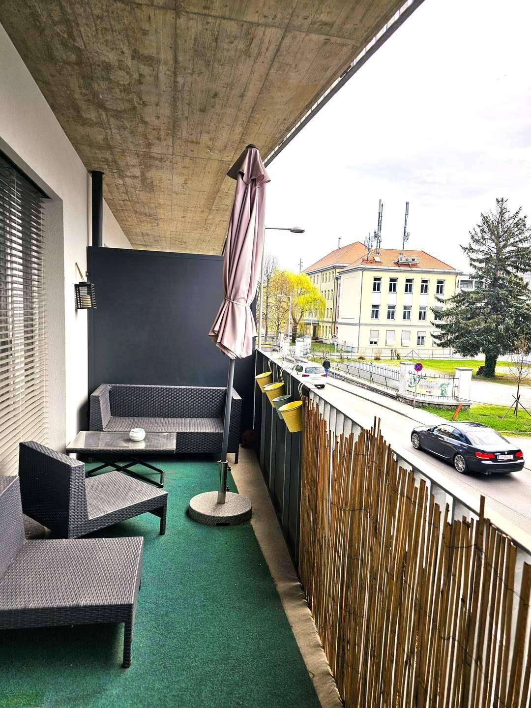 geräumige Loggia