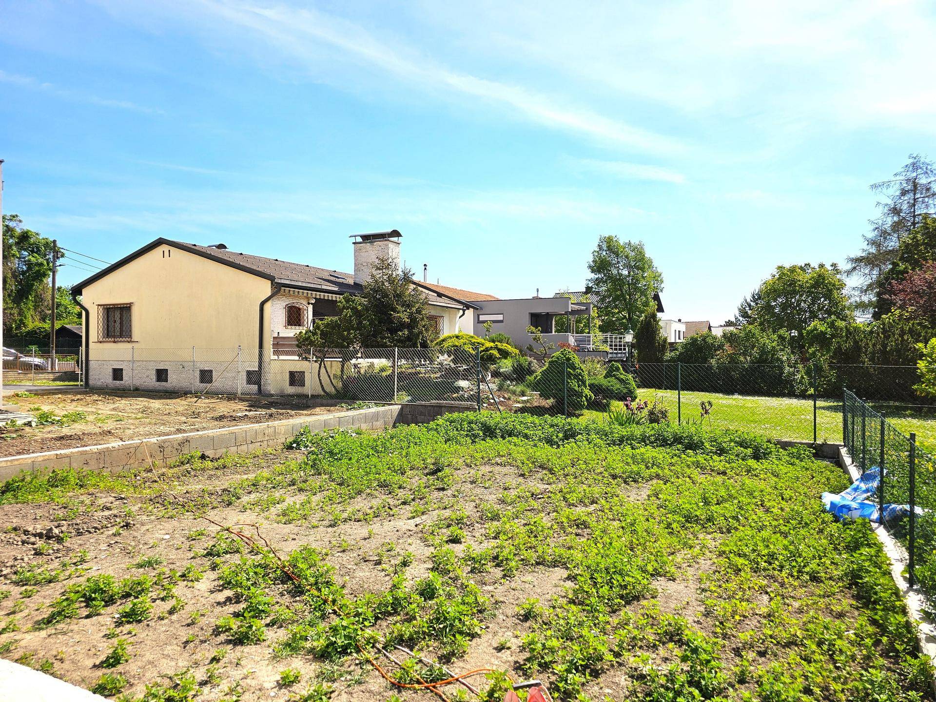 großer Garten