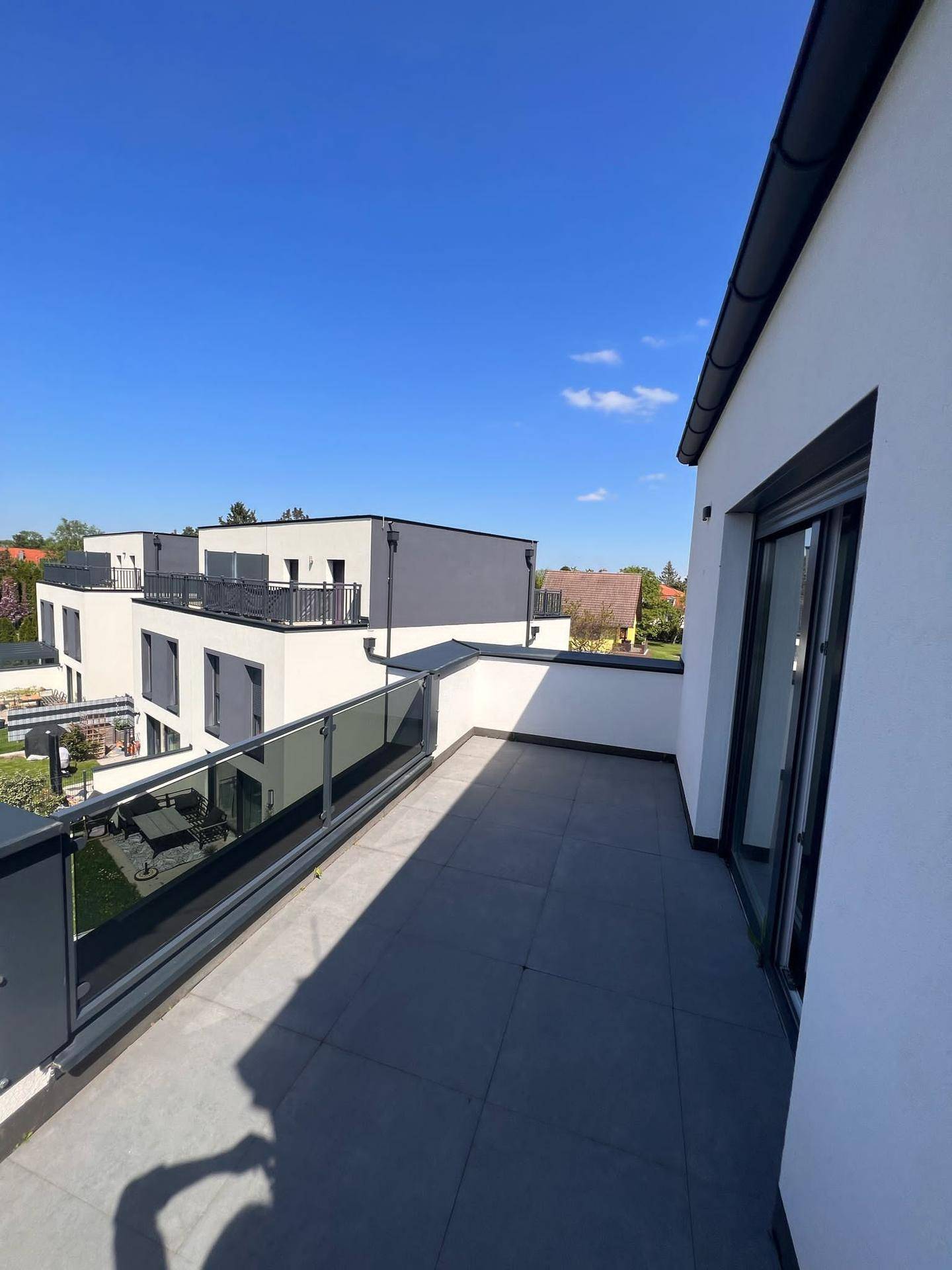 große Dachterrasse