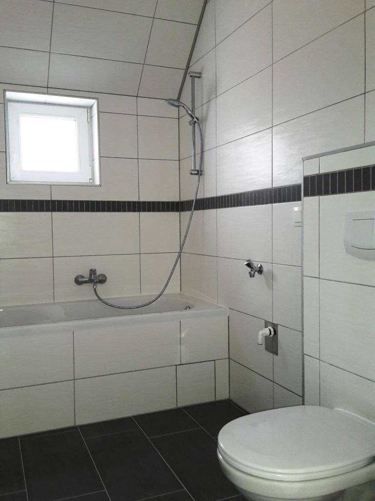 inkl. WC, Fenster und Waschmaschineneanschluss