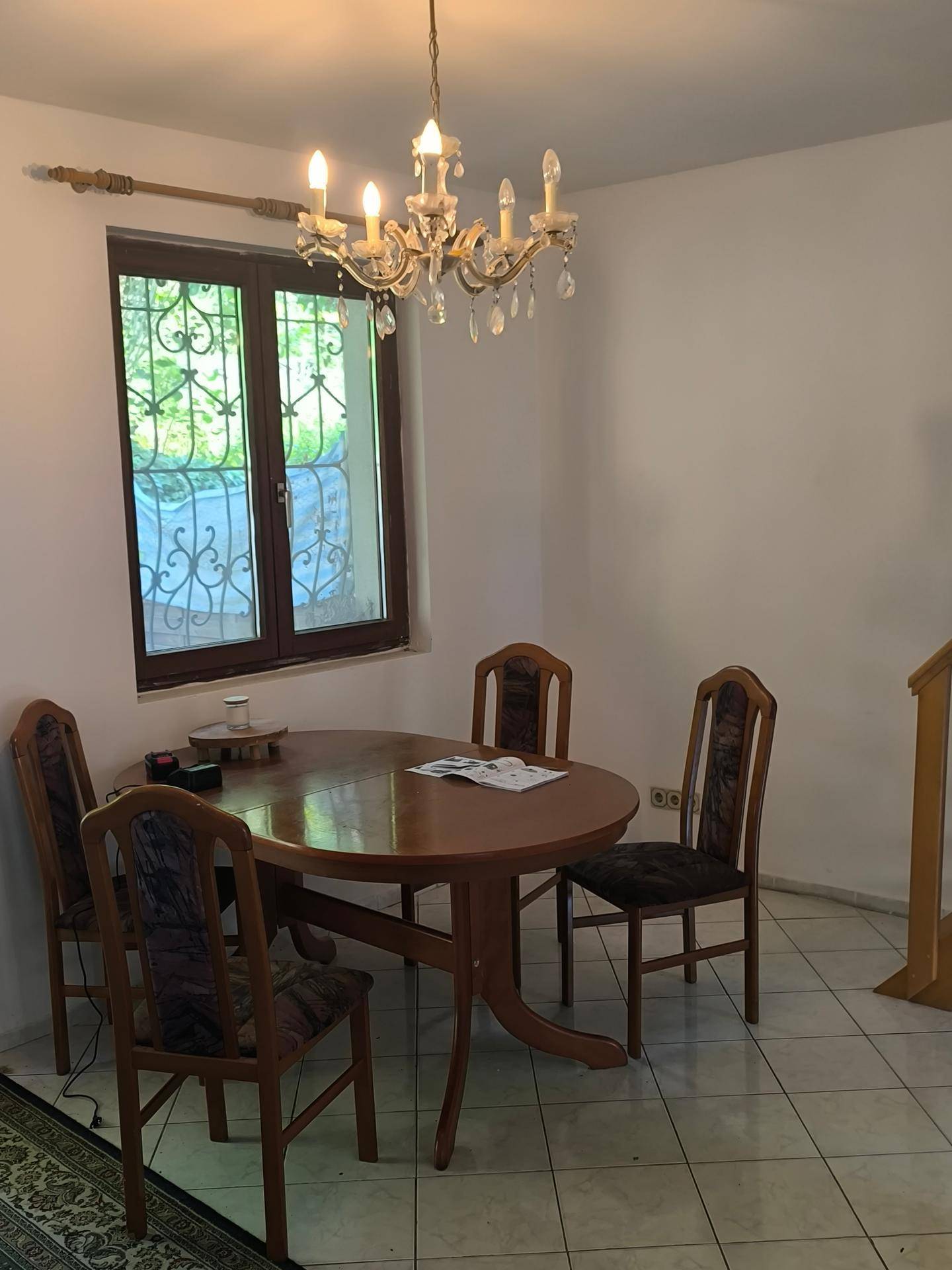 günstiges Einfamilienhaus in Kierling mit Pool, Sauna und Garten - Ansicht 2