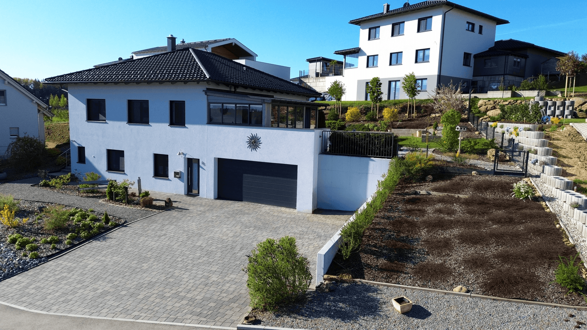 Neuwertiges EFH mit toll angelegtem Garten &amp; Doppelgarage – energieeffizient in Schardenberg (AT) - Ansicht 2