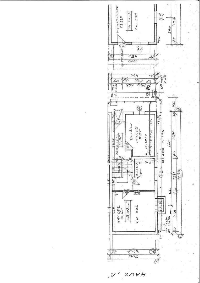 Grundriss des Untergeschosses mit Kellerabteilen und Wohnräumen.