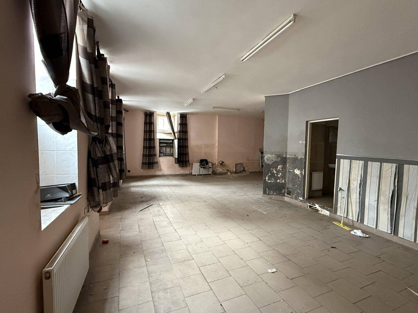 Ecklokal, ideal für Tanzstudio, Büro, Installationsbetrieb, STARTUP - Ansicht 3