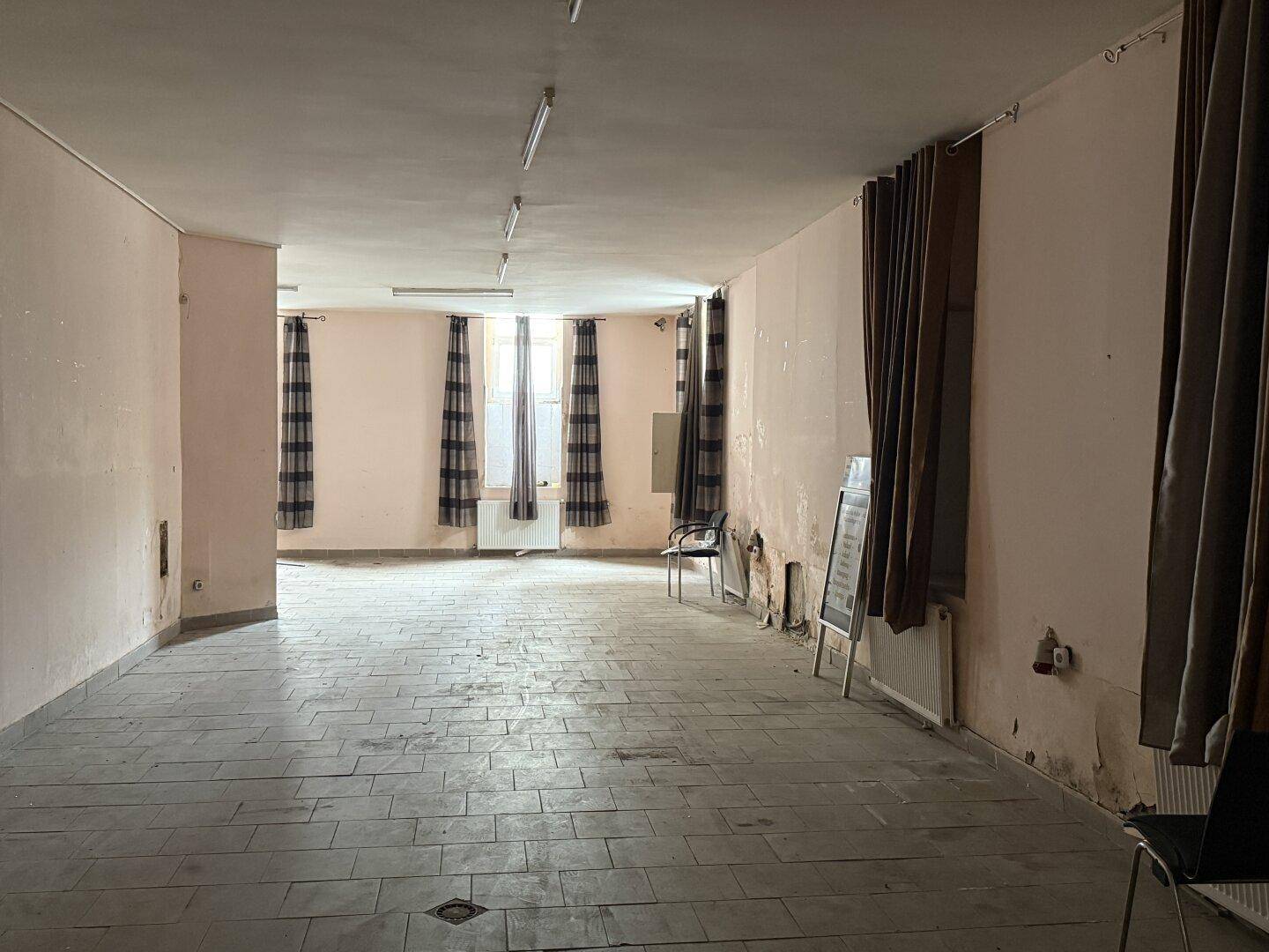 Ecklokal, ideal für Tanzstudio, Büro, Installationsbetrieb, STARTUP - Ansicht 5