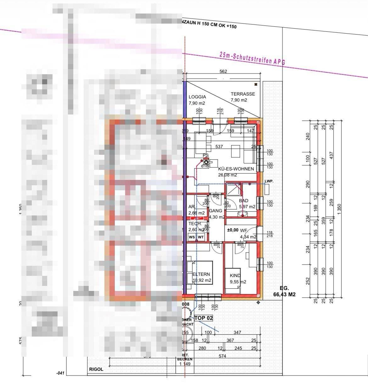 Detaillierter Grundriss des Erdgeschosses mit Wohn-Essbereich, Schlafzimmern, Loggia und Terrasse.