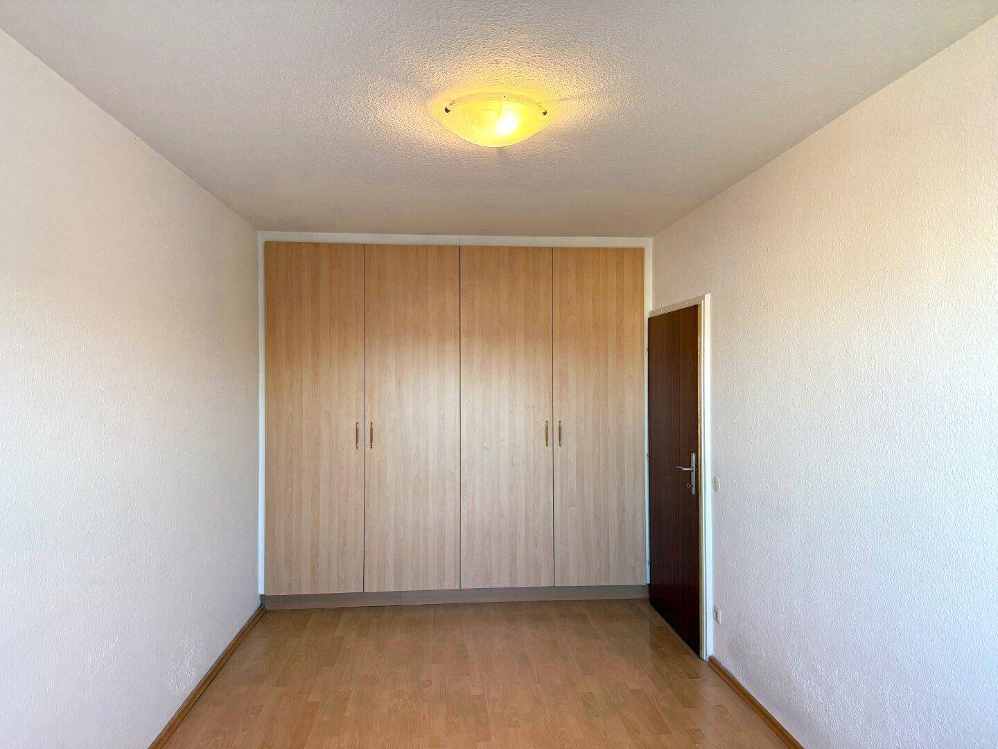 Einbauschrank