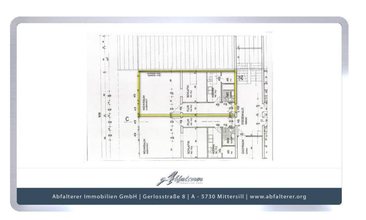 Grundrissplan des Objekts mit Raumaufteilung und Abmessungen.