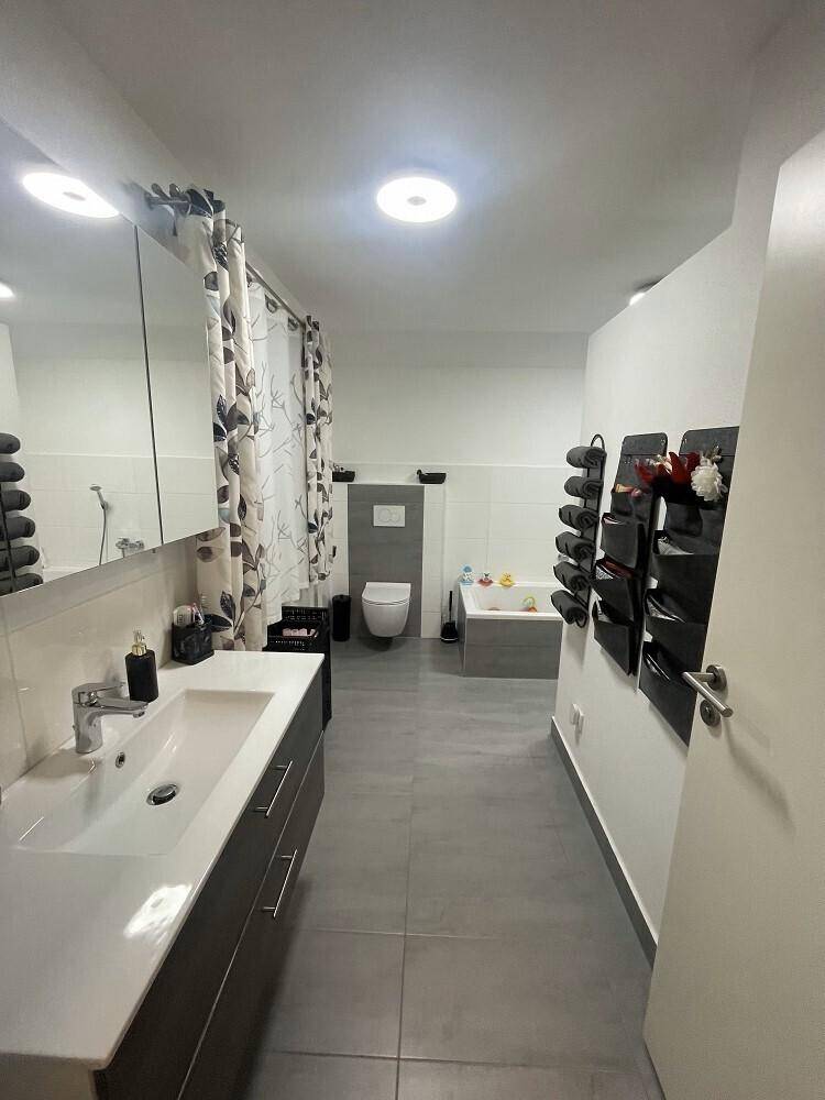 Badezimmer 2