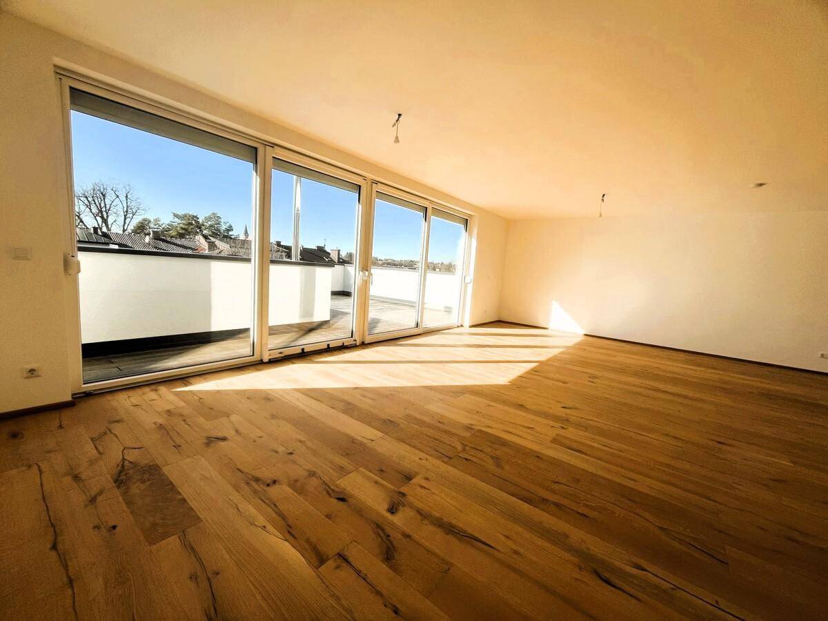 Helles Dachgeschossjuwel mit offener Raumgestaltung und traumhafter Terrasse - Ansicht 3