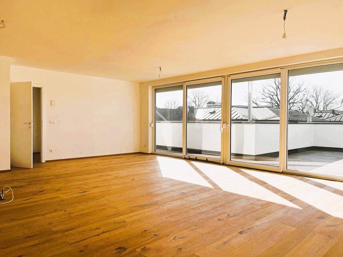Helles Dachgeschossjuwel mit offener Raumgestaltung und traumhafter Terrasse - Ansicht 2