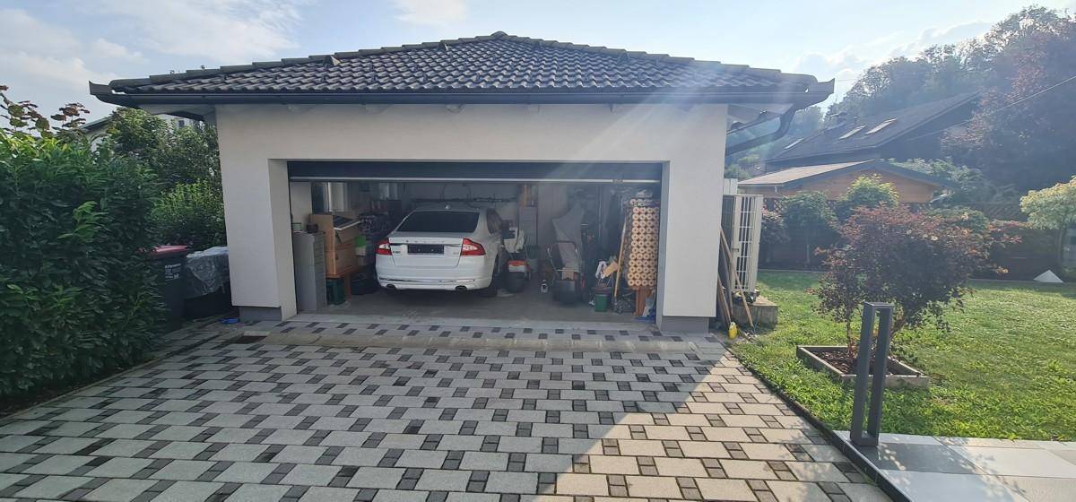 Duplex Garage