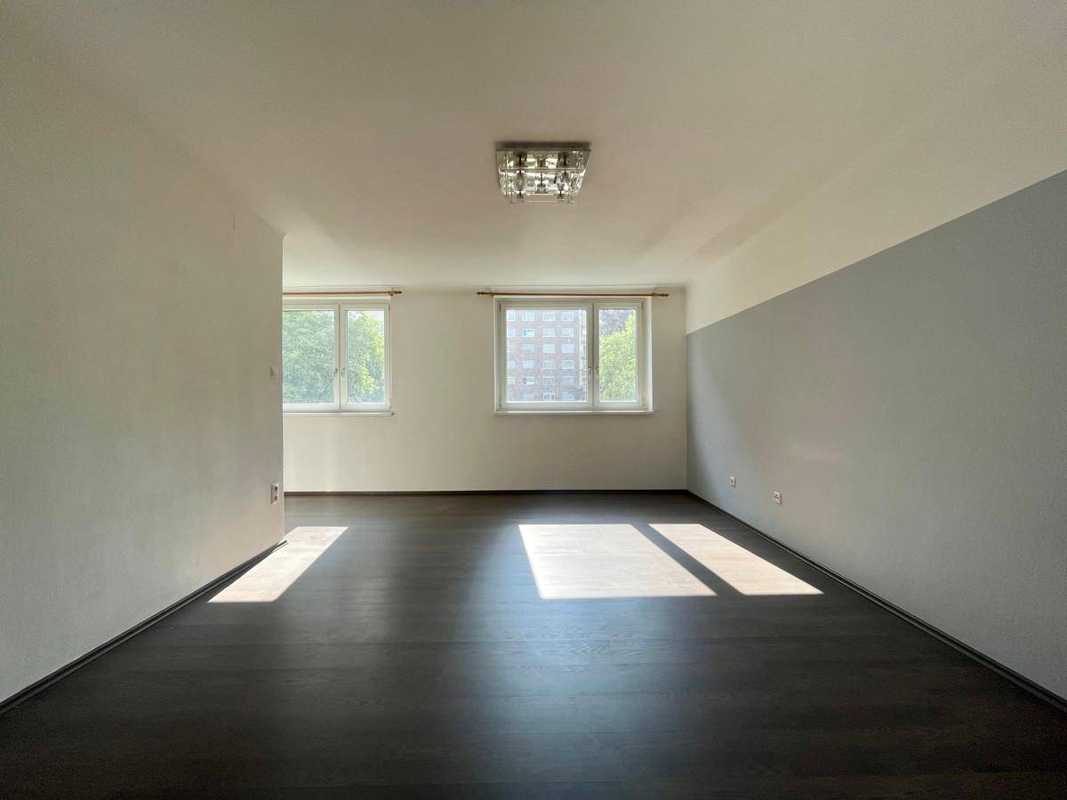 Wohn-/Esszimmer
