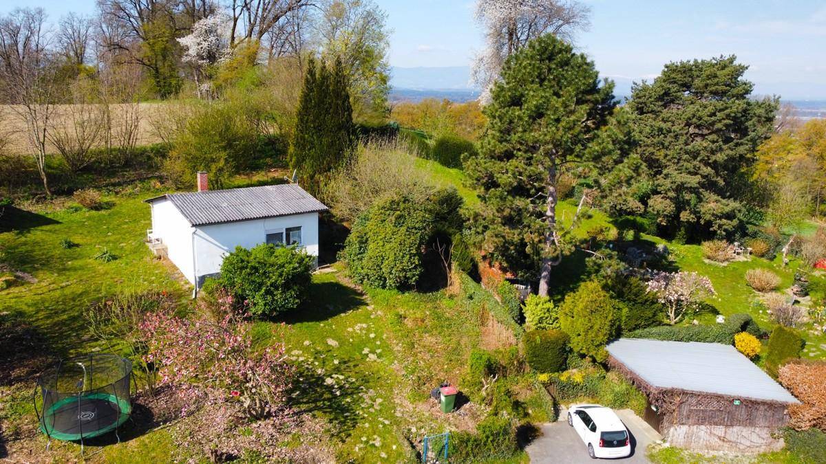 Ansicht mit Haus