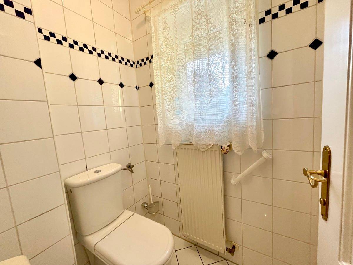 WC/EG