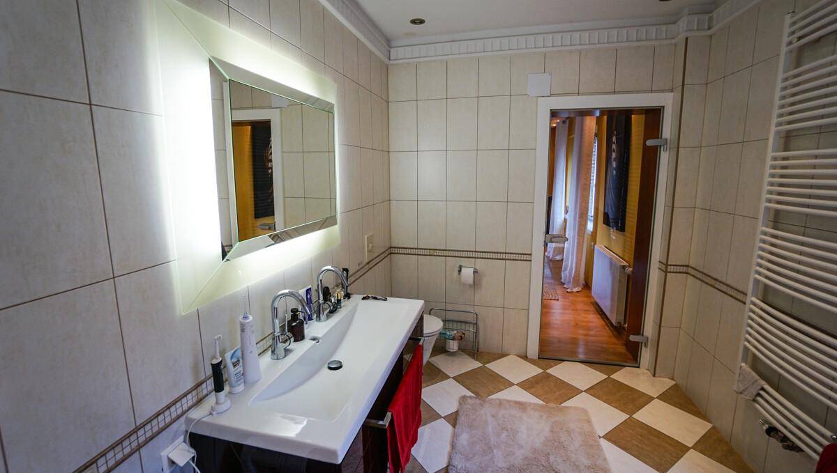 Badezimmer 2