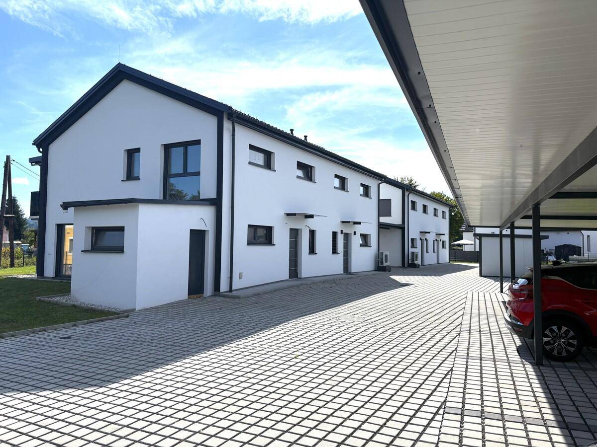 Vorplatz