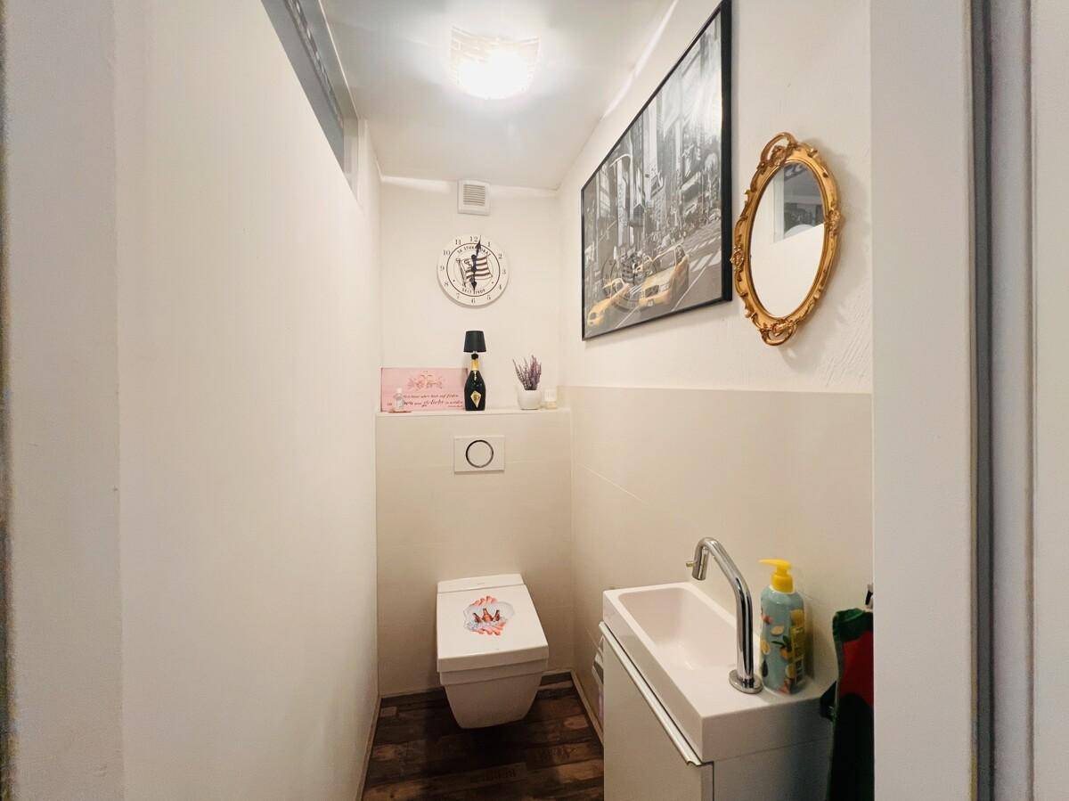 WC-Bar