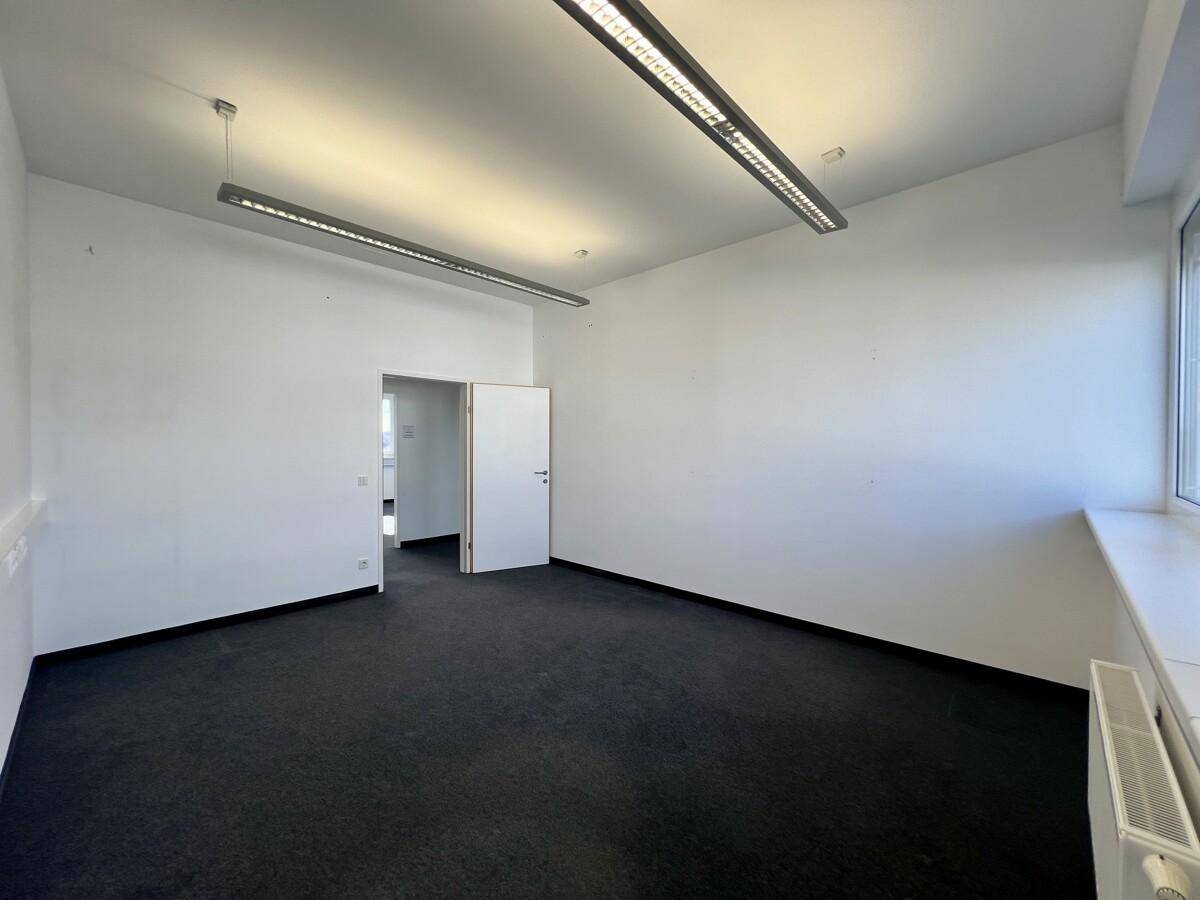 Helles Büro mit ausgezeichneter Anbindung - Ihr neuer Standort im Grazer Süden! – pohled 6