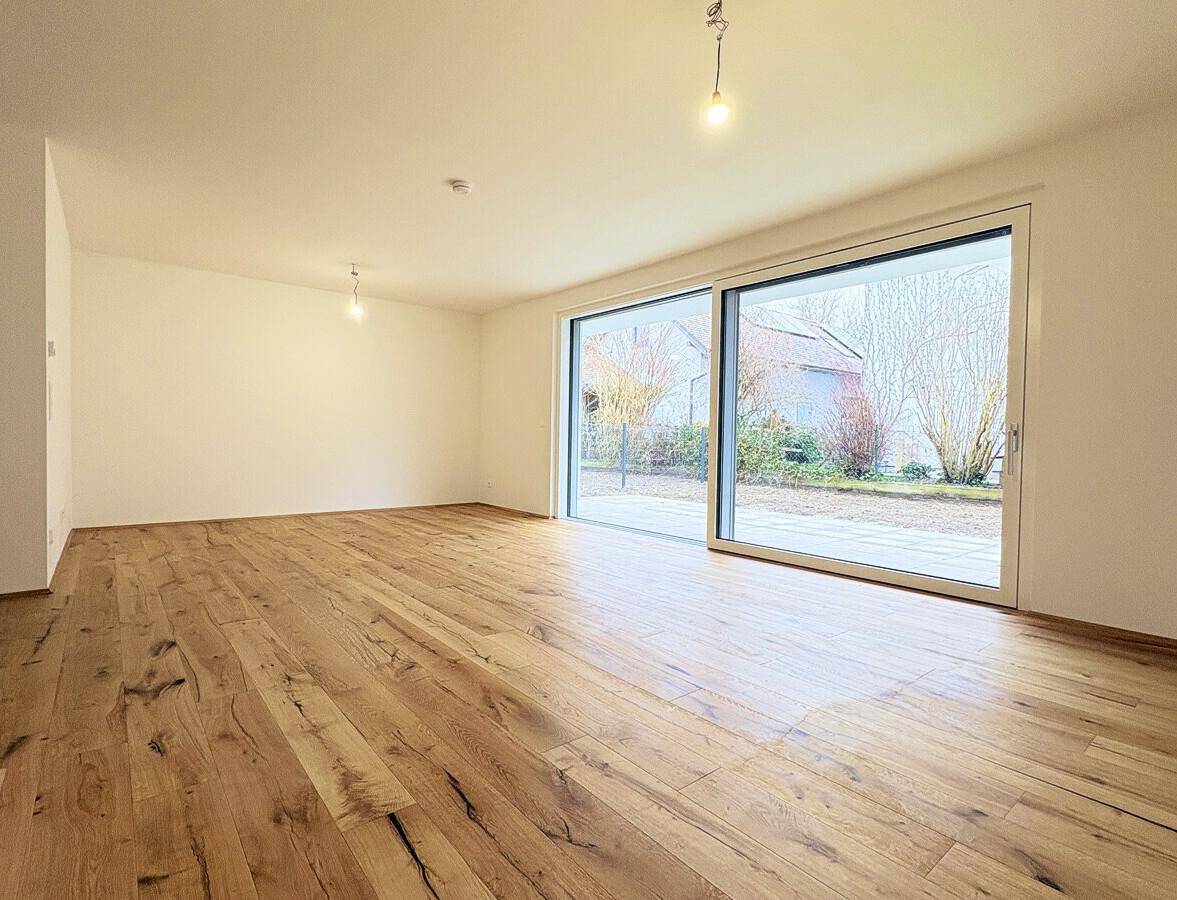 Provisionsfrei ! Hochwertige NEUBAU-Doppelhaushälfte ca. 112 m² mit PV-Anlage &amp; Wärmepumpe! - Ansicht 2