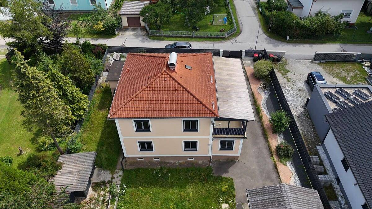 Viel Raum für Ideen: Großes Haus mit Grundstück, Bestand und Entwicklungspotenzial in Werndorf! - Ansicht 6
