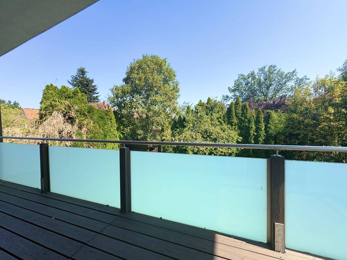 Balkon OG