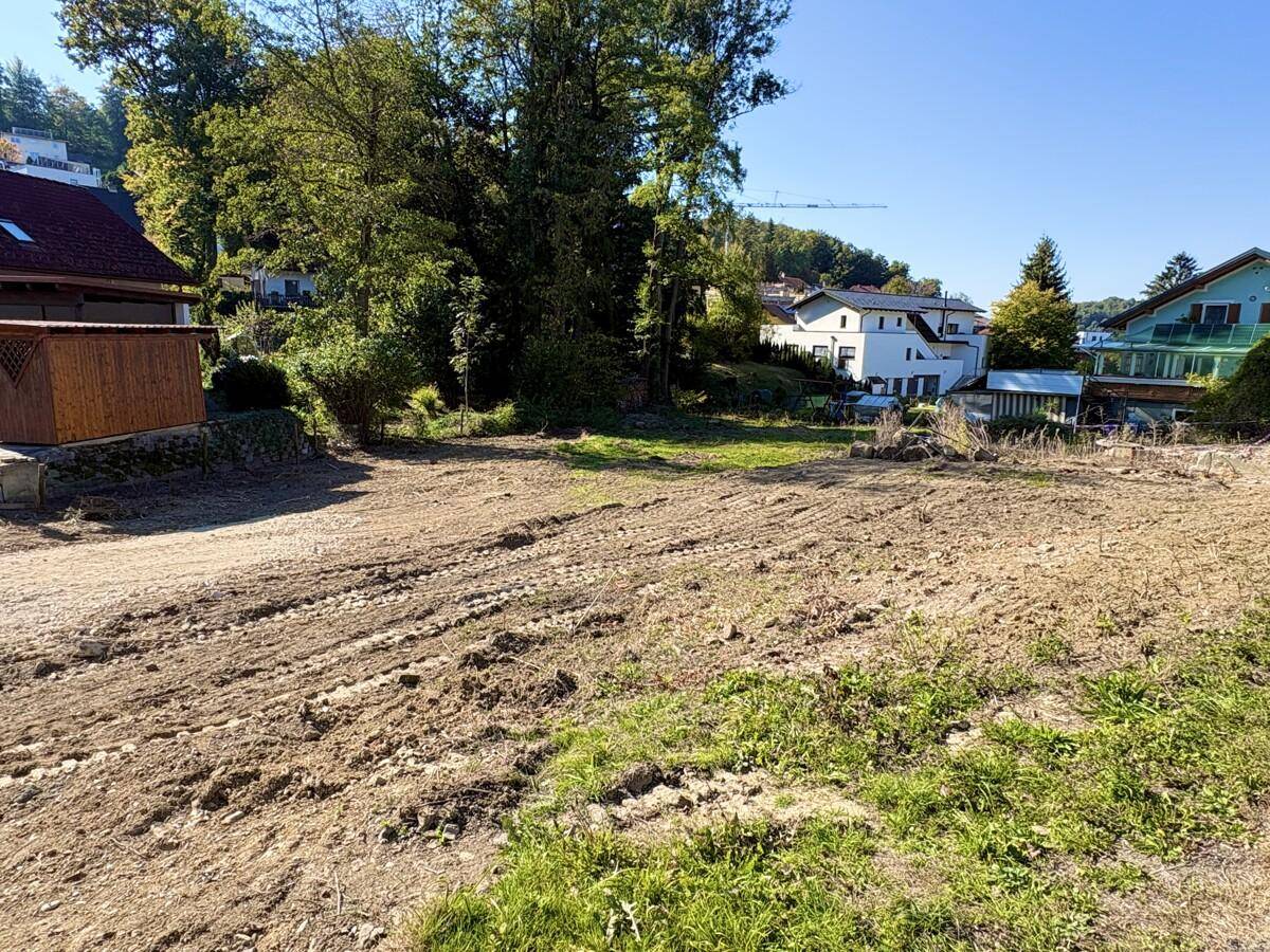 Grundstück