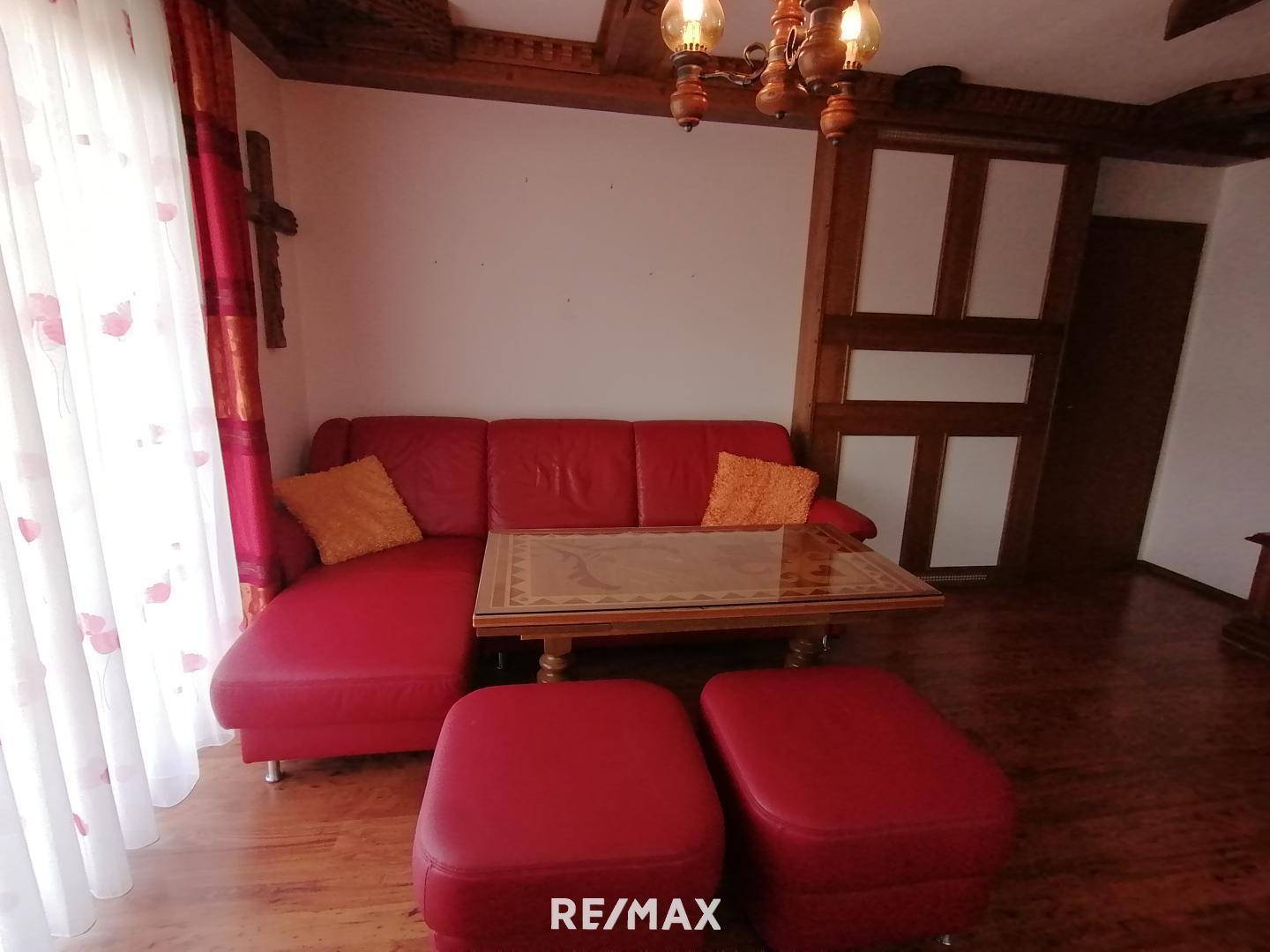 EG Wohnzimmer Couch