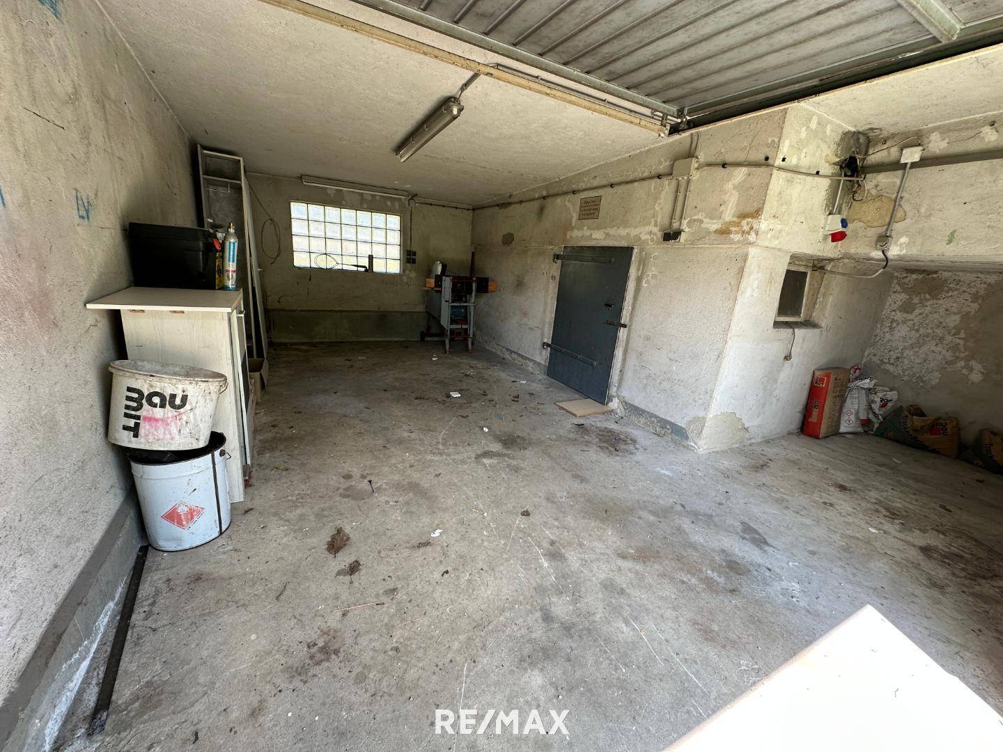 10_Garage