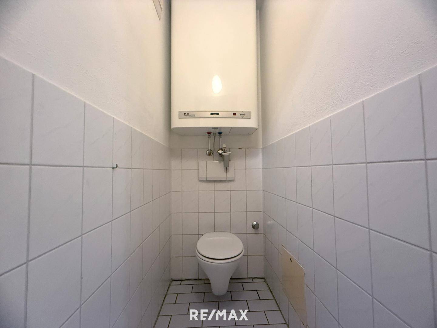 12WC