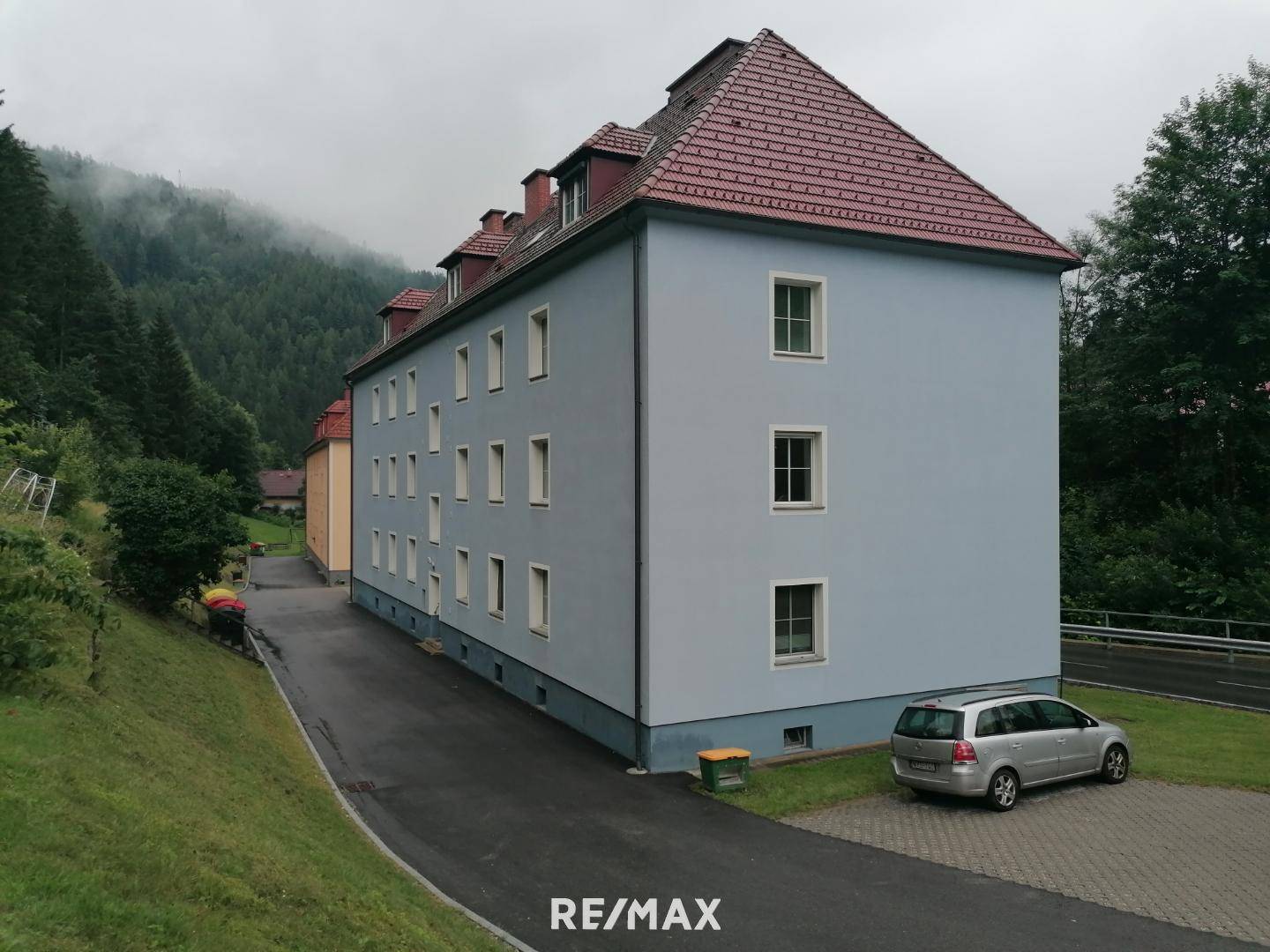 11 Wohnhaus