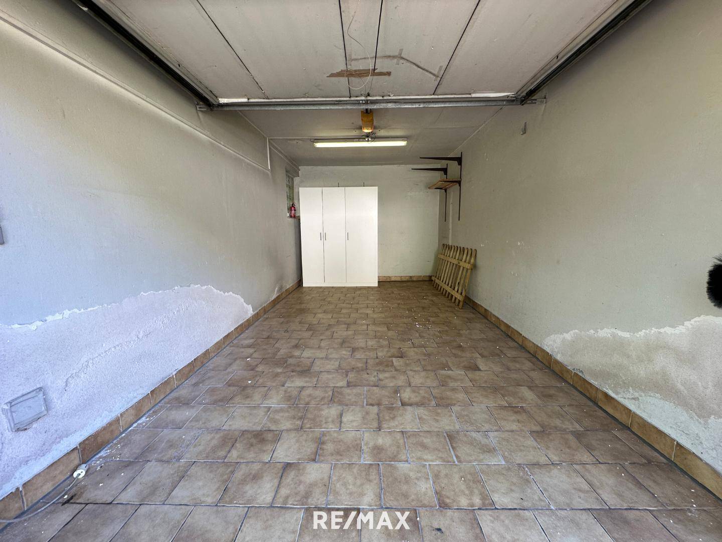 24a_Garage