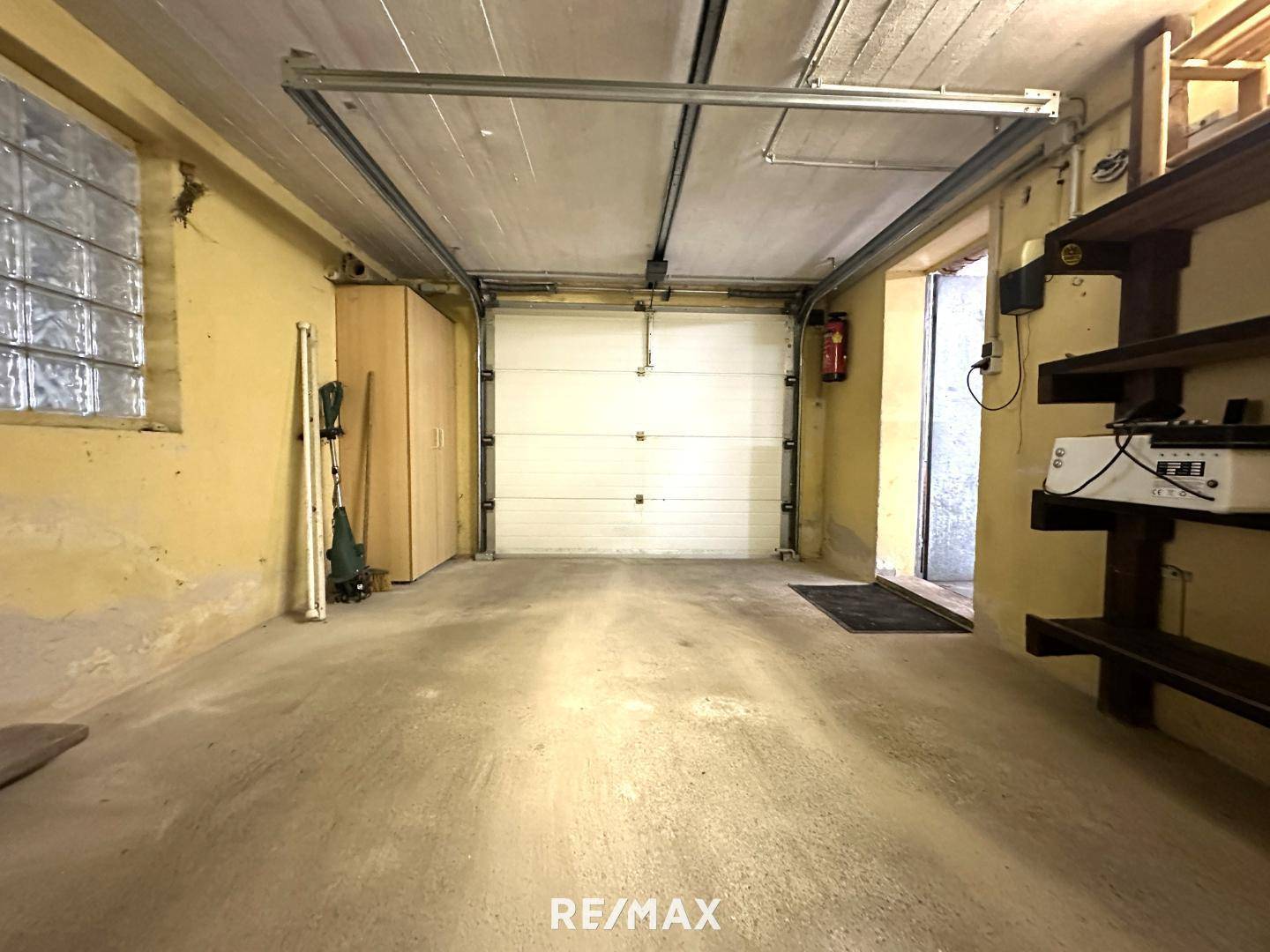 22_Garage 1